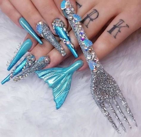 Crazy Acrylic Nails, Crazy Nail Designs, Crazy Nail Art, Trendy Nail Art Designs, Mermaid Nails, Crazy Nails, Simple Nail Art Designs, Mermaid Tails, Trendy Nail Art