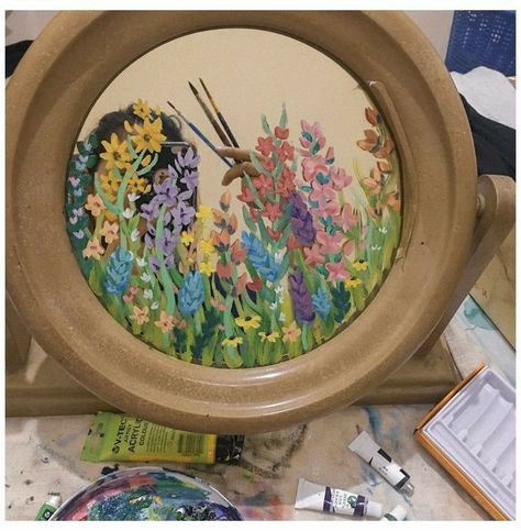 Glass Painting Ideas Aesthetic, Aesthetic Glass Painting, Glass Painting Aesthetic, Mirror Painting Ideas, Glass Painting Ideas, Painting Ideas Aesthetic, Painted Mirror Art, Aesthetic Glass, Mirror Paint