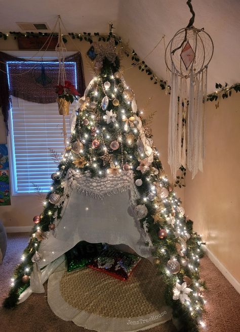 Tipi Christmas Tree, Christmas Tepee, Teepee Christmas Tree, Christmas Tree Tent, Christmas Teepee, Tree Teepee, Christmas Tree 2022, Tree Tent, Christmas Trees For Kids