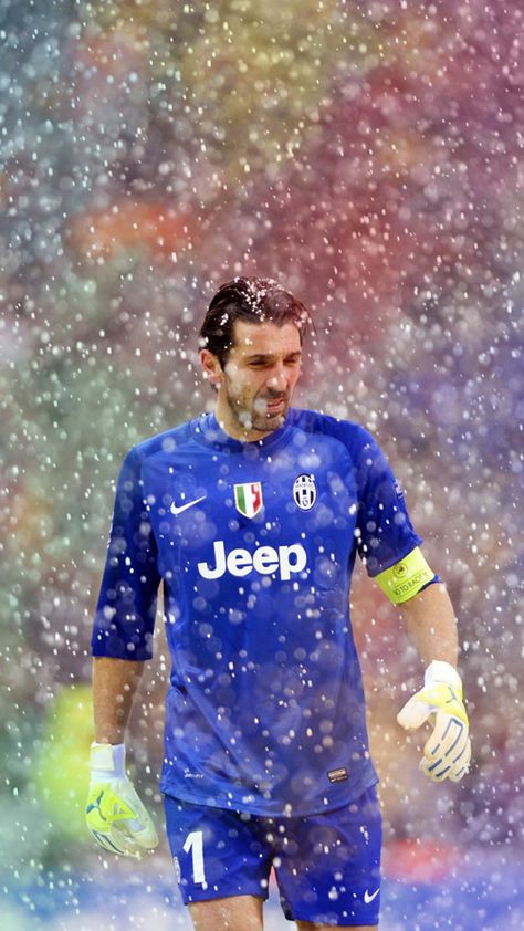 Buffon Wallpapers, Goalkeeper Wallpaper, Football Goalkeeper, Football Background, Football Players Images, Jdm Wallpaper, Football History, Football Wallpaper, Cool Backgrounds