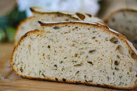 Sage/Garlic Sourdough Bread - Vituperio Baking Studio Cheddar Sourdough Bread, Garlic Sourdough Bread, Garlic Sourdough, Baking Studio, Recipe For 2, Turkey Ham, Baking Art, Sourdough Bread Recipe, Delicious Sandwiches