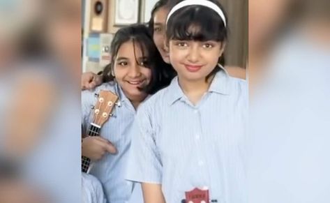 Watch: Video Of Aishwarya Rai Bachchan's Daughter Aaradhya From A School Event Goes Viral Aishwarya Rai Daughter, Holding A Guitar, Bachchan Family, Aaradhya Bachchan, Instagram Timeline, Bipasha Basu, Aishwarya Rai Bachchan, School Event, Aishwarya Rai