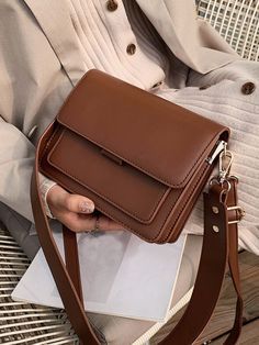 Sling Bags Women, Classy Purses, Spring Purses, Purse Trends, Trendy Purses, Cheap Purses, Everyday Handbag, Everyday Purse, Stylish Purse