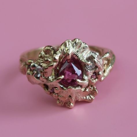 Jewelry Piercing, Body Jewelry Piercing, Vintage Diamond, Pink Sapphire, Body Jewelry, Garnet, Sapphire, Diamonds, Pink