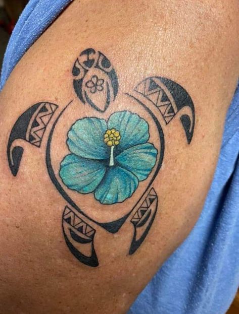 Hawaiian Tattoos For Women Flowers, Aruba Tattoo Ideas, Taino Tattoos For Women, Hawaiian Sea Turtle Tattoo, Small Sea Turtle Tattoo Color, Hawaiian Flower Turtle Tattoo, Hawaiian Turtle Tattoos Flowers, Turtles And Sunflowers Tattoo, Hawaiian Tattoos For Women