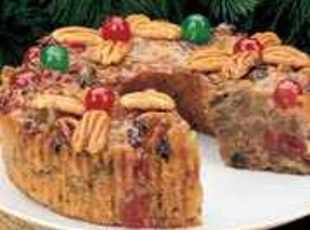 Easy Fruitcake Fruit Cake Recipe, Fruit Cake Cookies, Snack Mixes, Fruit Cake Christmas, Fruitcake Recipes, Delicious Cakes, Cake Bars, Pastry And Bakery, Gourmet Gifts