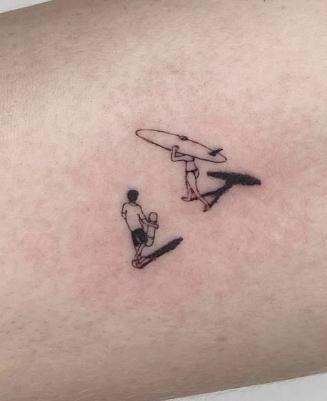 Fire Bending Tattoo, Small Tattoos 2023, Tattoo For Creative People, Big Sur Tattoo, Surf Tattoos For Women, Small People Tattoo, Small Horizontal Tattoo, Tiny People Tattoo, Little People Tattoo