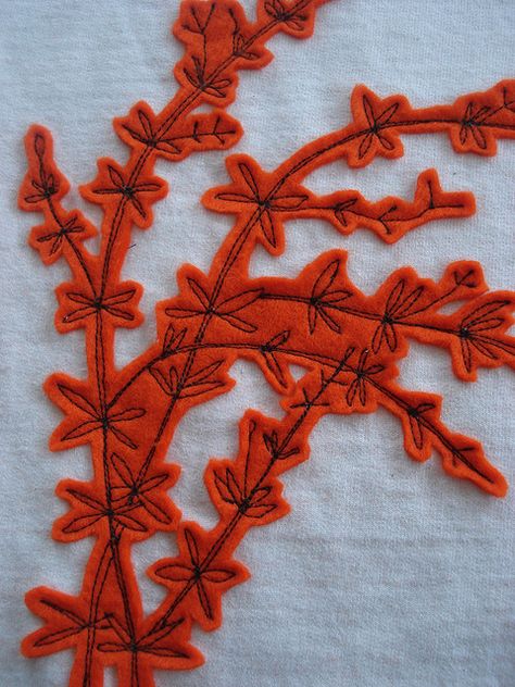 flower applique | Flickr - Photo Sharing! Sewing Appliques, Felt Embroidery, Free Motion Embroidery, 자수 디자인, Flower Applique, Hand Embroidery Designs, Embroidery And Stitching, Embroidery Inspiration, Embroidery Flowers