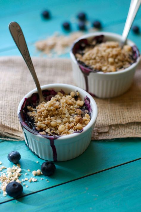 blueberry crisp for 2 Blueberry Crisp For Two, Ramekin Recipe, Blueberry Crisp Recipe, Blueberry Crisp, Fruity Cake, Berry Crumble, Blueberry Crumble, Dessert For Two, Crisp Recipe