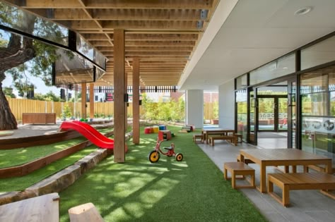 Childcare Centre Design, Childcare Architecture, Modern Daycare Design, Daycare Design Ideas, Elementary School Playground, Cafe Design Inspiration, Kindergarten Interior, Preschool Designs, Daycare Design