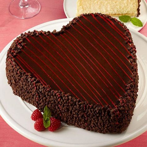 Heart Shape Chocolate Cake, Heart Shape Chocolate, Chocolate Covered Cheesecake, Layer Dessert, Chocolate Mousse Cheesecake, Valentine Goodies, Mousse Cheesecake, Choco Cake, Anniversary Cake Designs