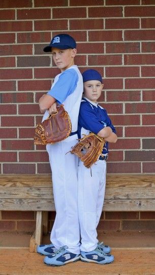 Team Mom Baseball, Brother Pictures, Softball Senior Pictures, Baseball Family, Sport Pictures, Baseball Photography, Little League Baseball, Softball Pictures, Baseball Pictures