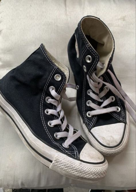 aes ; marvel : peter parker 3 | the amazing spiderman | ♡ 2000s Shoes, Apocalypse Clothing, Timeline History, Converse Aesthetic, Black High Top Converse, High Top Converse, Black Converse, Black High Tops, Aesthetic Shoes