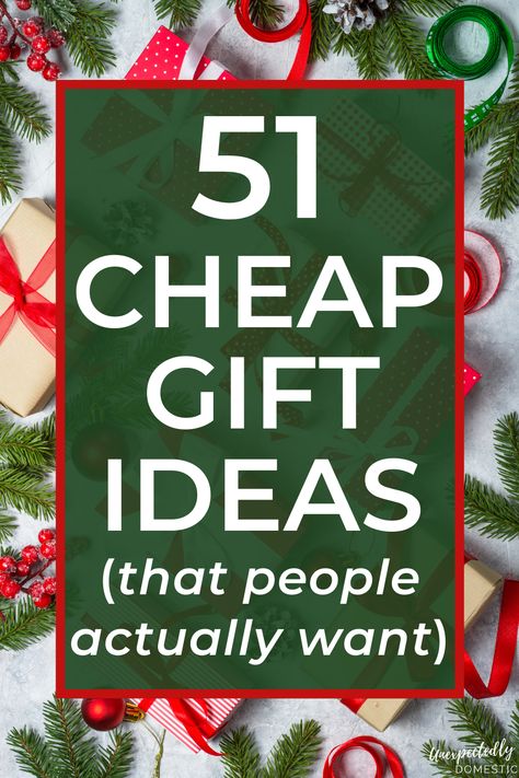 Love these cheap gift ideas! They're perfect Christmas or birthday gifts for just about anyone. Best of all, they're all under $10! Whether you're shopping for men or women, coworkers, teachers, your boyfriend or your best friends, they will absolutely love these unique and inexpensive gift ideas. They would also make great stocking stuffers. Such a simple and creative way to shop for the holidays on a budget. #giftideas #giftguide #giftsforfriends #christmasgiftideas Gifting Aesthetic, Gift Idea Aesthetic, Gift Ideas Aesthetic, Gifts For Cats, Gifts For Baby Shower, Gifts Aesthetic, Cheap Gift Ideas, Inexpensive Christmas Gifts, Aesthetic Gifts