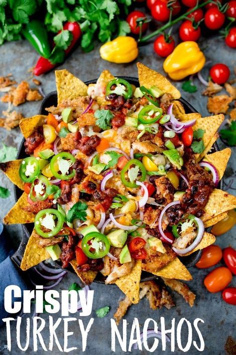 What should you do with all that leftover turkey....Make these Crispy Turkey Nachos!! Crispy fajita-spiced turkey, beans, and a ton of melted cheese!!! #leftoverturkey #turkeynachos #mexicanfood Turkey Nachos Recipe, Recipes For Turkey, Turkey Nachos, Fajita Spices, Turkey Spices, Kitchen Sanctuary, Turkey Leftovers, Healty Dinner, Thanksgiving Appetizer Recipes