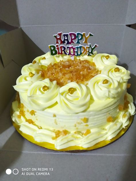 Butterscotch Cake Check more at https://www.cakexpo.com/product/birthday-cakes/butterscotch-cake-27/ Butter Scotch Cake Designs, Butter Scotch Cake, Scotch Cake, Cake Snap, Butter Scotch, Butterscotch Cake, Homemade Birthday Cakes, Homemade Birthday, Cake Designs Birthday