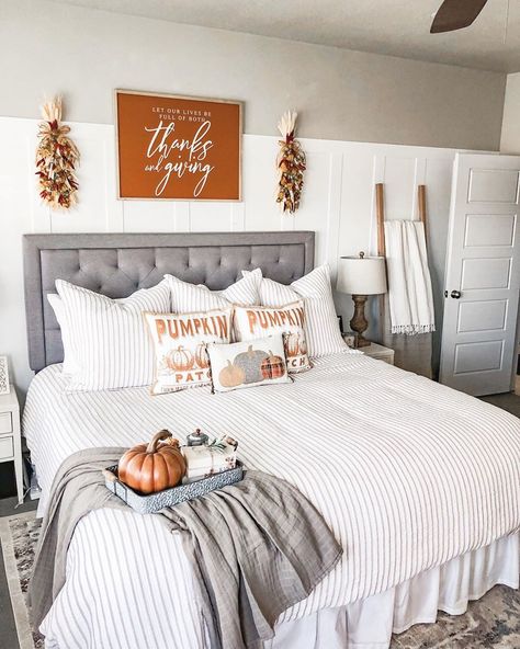 Fall Bedroom Ideas Fall Room Ideas, Fall Room Decor, Fall Bedroom Decor, Fall Room, Halloween Bedroom, Fall Bedding, Fall Decor Inspiration, Diy Halloween Decor, Fall Bedroom