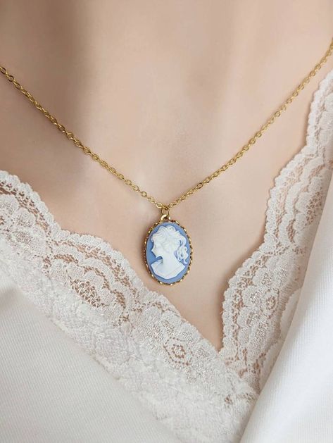 Minimalist Jewelry Gold, Victorian Gothic Jewelry, Victorian Cameo, Jewelry Victorian, Bridal Jewelry Vintage, Bride Jewelry, Vintage Inspired Jewelry, Cameo Jewelry, Necklace Bridal