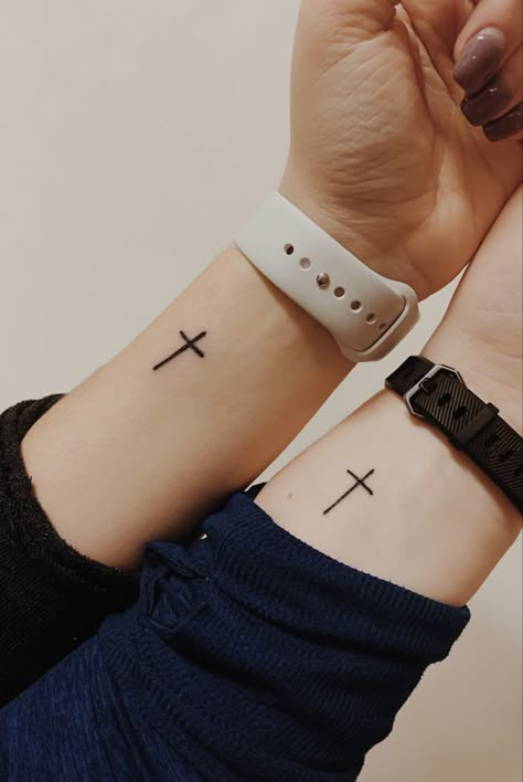 #bestfriend #tattoo #christiantattoo #christian #minimalisttattoo #bestfriendtattoos #matchingtattoos #jesus #cross Feminine Wrist Tattoos, Simple Wrist Tattoo, Tattoos Feminine, Cross Tattoo On Wrist, Small Cross Tattoos, Maching Tattoos, Matching Friend Tattoos, Wrist Tattoo Ideas, Wrist Tattoo Designs