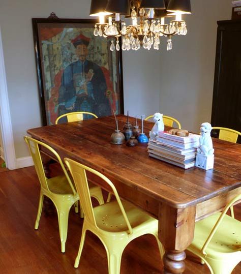 Dining Table Redo, Yellow Dining Room, Modern Kitchen Tables, Property Brothers, Ideas Casa, Painted Chairs, Colorful Chairs, City Apartment, Room Remodeling