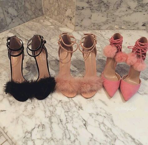 Faux Fur Heels Hak Tinggi, High Heels Boots, Pink Heels, Shoe Closet, Crazy Shoes, Dream Shoes, Shoe Obsession, Shoe Lover, Party Shoes