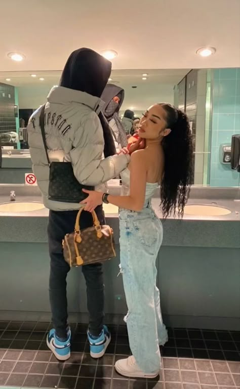 Roadman Couples, Baddie Couples Pictures, Couple Drip, Couple Goals Teenagers Pictures, Couple Fits, Drip Outfit Men, Cute Couple Outfits, Couples Vibe, Cute Relationship Photos