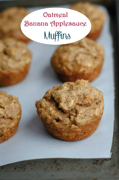 Banana Applesauce Muffins, Applesauce Muffin Recipe, Applesauce Muffins, Oatmeal Banana, Mid Morning Snack, Plats Healthy, Morning Snack, Oatmeal Muffins, Recetas Keto