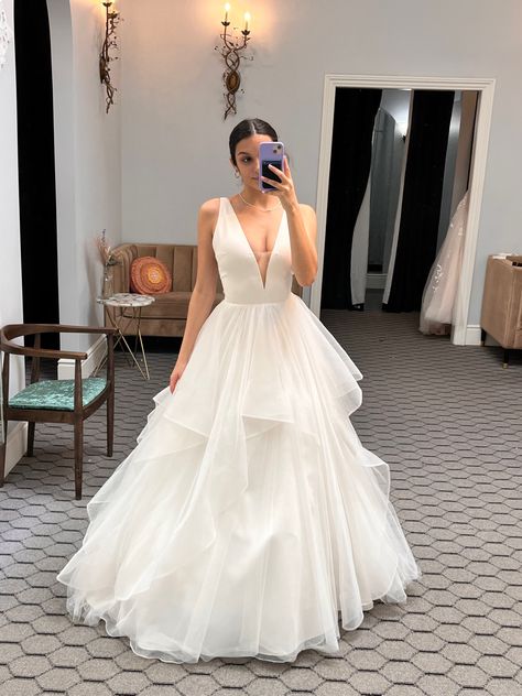 Multi Layer Wedding Dress, Wedding Dresses Layered Skirt, Wedding Dresses Tool Skirt, Big Tulle Wedding Dress, Flowy Layered Wedding Dress, Satin Layered Wedding Dress, Layered Tool Wedding Dress, Aline Ballgown Wedding Dress, Wedding Dress With Layered Tulle Skirt