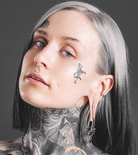 Day Of The Dead Artwork, Monami Frost, Occult Tattoo, Going Live, Tattoo Model, Body Modifications, May 27, Hair Cuts, Nose Ring