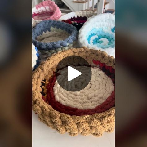 TikTok · holymolydane Yarn Scraps, Animal Shelters, Finger Knitting, Crochet Basics, Pet Beds, Animal Shelter, Pumpkins, Twitter Card, Knit Crochet