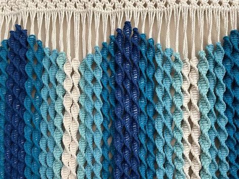 Braiding Designs, Macrame Braiding, Wedding Decor Backdrop, Diy Macrame Plant Hanger Pattern, Macrame Wedding Decor, Decor Backdrop, Free Macrame Patterns, Macrame Plant Hanger Patterns, Hanging Diy