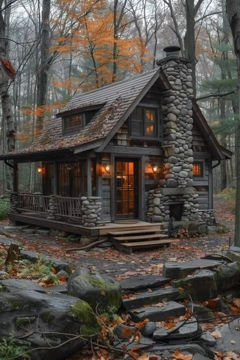 Cozy Mountain Cottage, Small House In Woods, Stone Cabins And Cottages, Wood Stone House, Rustic Cabins In The Woods, Small Log Cabin Homes, Small Mountain House, Cottage In Forest, Small Rustic House