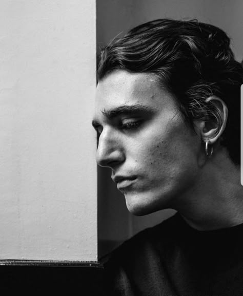 Singer Tamino, Male Crush, Tamino Amir, Big Nose, Face Reference, Img Models, Big Noses, Beautiful Voice, Male Beauty