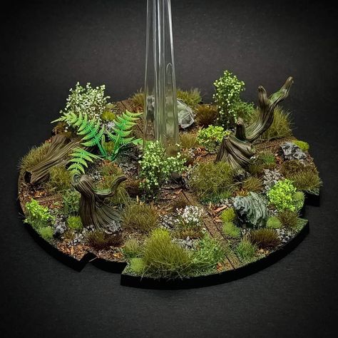 Forest Bases Miniature, Warhammer Jungle Bases, Jungle Bases 40k, School Diorama, 40k Bases, Warhammer Bases, Warhammer Sigmar, Miniature Basing, Lizardmen Warhammer