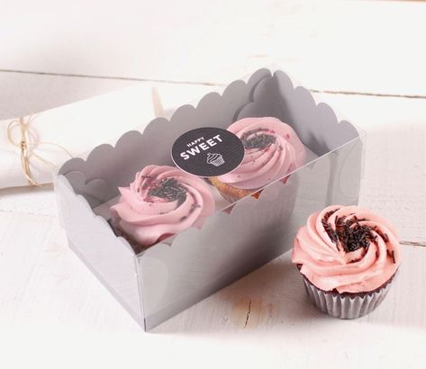 Cupcake Box Ideas, Cupcake Boxes Packaging, Dessert Boxes Packaging, Miniature Cupcakes, Cupcake Packaging, Cupcake Gift, Food Box Packaging, Boxes Ideas, Colorful Cupcakes