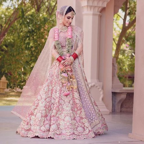 Pink Lengha Bridal, Lehenga Ideas, Reception Couple, Pink Bridal Lehenga, Bride Collection, Bride Groom Poses, Simple Bridal Jewelry, Reception Outfits, Bride Photos Poses