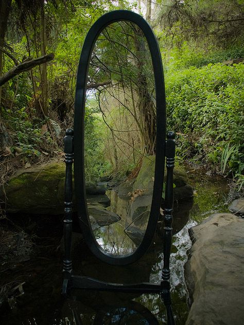 Mirror In The Woods Photography, Fairy Portal Mirror, Mirrors In Garden, Woodland Mirror, Mirror In Forest, Garden Portal, Mirror Forest, Mirror Portal, Fantasy Mirror