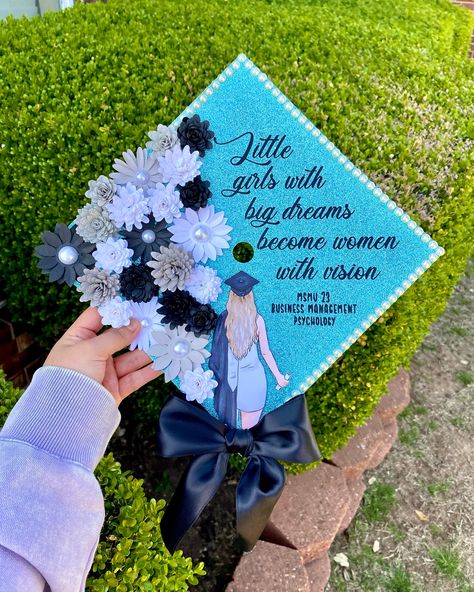 Butterfly Cap And Gown, Pearl Border, College Graduation Cap Decoration, Made Flowers, Grad Cap Designs, Grad Caps, Cap Decoration, Graduation Cap Decoration, Cap Decorations