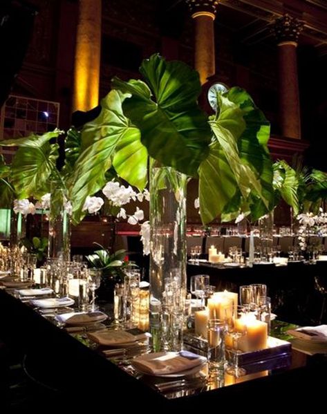 Bold & Lush: 10 Ways To Glam Up Your Tropical Wedding - Female Singapore - The Progressive Women's Fashion & Beauty Magazine Havana Nights Party, Havana Nights, Long Table, Deco Floral, Table Arrangements, Tropical Wedding, Event Ideas, Green Wedding, Rehearsal Dinners