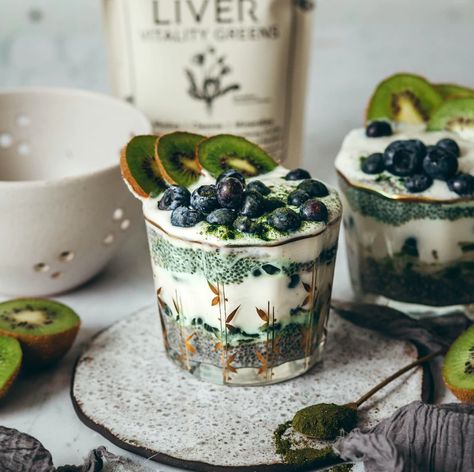 LIVER LOVING CHIA with Cellular Detoxifiers Syd Mead, Pudding Chia, Dream Villa, Aesthetic Foods, Chia Pudding Recipes, Chefs Kiss, Chia Pudding, Unique Recipes, Cafe Food