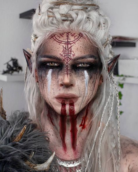 13 Nordic Gods Makeup Looks That Will Blow Your Mind – DEFUSED Viking Wig, Viking Makeup, Halloweenský Makeup, Viking Costume, Halloween Makeup Inspiration, Elf Makeup, Sfx Makeup, Halloween Makeup Looks, Halloween Make Up