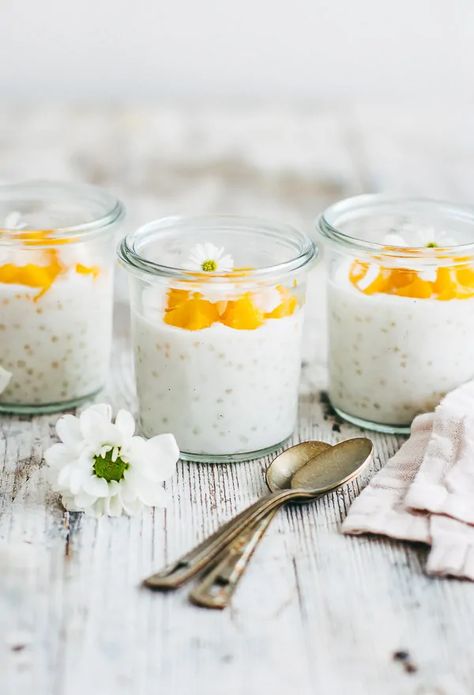 Dessert Breton, Coconut Tapioca Pudding, Coconut Tapioca, Tapioca Recipes, Tapioca Pudding, Refreshing Desserts, Asian Desserts, Vegan Sweets, Cheap Meals