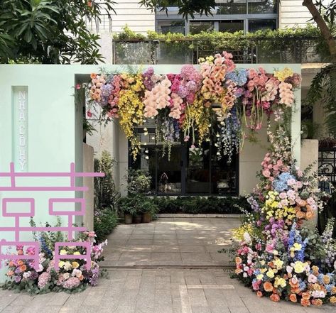 Wedding Gate, Flower Backdrop Wedding, Gate Decoration, Pastel Theme, Dream Wedding Decorations, Mehndi Decor, Backdrop Wedding, Engagement Decorations, Wedding Essentials