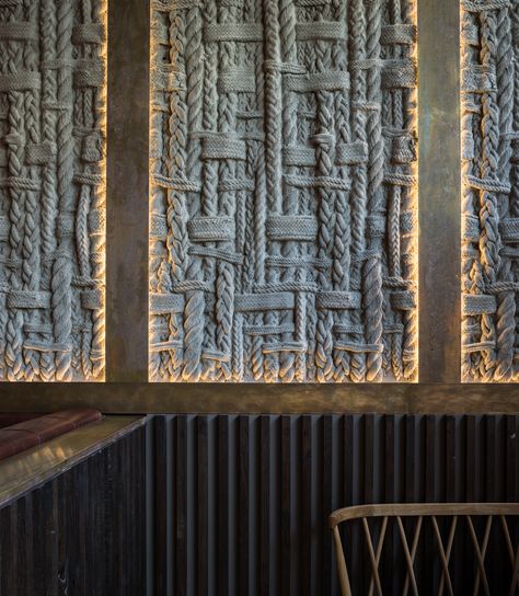 Bar Lounge Design, Rope Wall, Terrace Restaurant, Focal Wall, Texture Wall, Lounge Design, Inspiration Wall, Restaurant Interior, Cafe Design