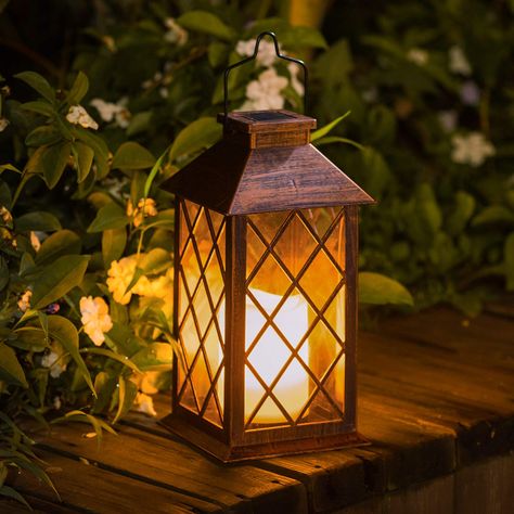 Backyard Lanterns, Decorated Lanterns, Candle Garden, Solar Candles, Solar Lanterns Outdoor, Solar Hanging Lanterns, Lantern Outdoor, Outdoor Lantern Lighting, Door Decorations Ideas