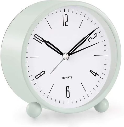 The 5 Best Desk Clocks Desk Green, Modern Alarm Clock, Retro Alarm Clock, Analog Alarm Clock, Sunrise Alarm Clock, Small Clock, Bedside Desk, Table Clocks, Desk Clock