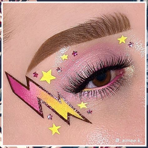 Christmas Makeup Eyeliner - If you found what you like, it's very important that you take action immediately - Visit For More! Stella Makeup, Jerrica Benton, Aesthetic Nail Art, Coquette Nail, Maquillaje Aesthetic, Shimmer Body Lotion, Make Carnaval, Cute Eye Makeup, Cool Makeup Looks