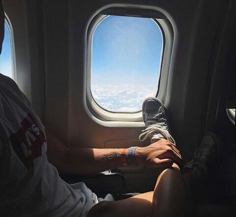 pinterest//  l i t  l y r a a☾ Couple On Plane, Together We Stand, Airport Aesthetic, Airport Photos, Kid Friendly Travel Destinations, With Boyfriend, Goals Pictures, Facebook Memes