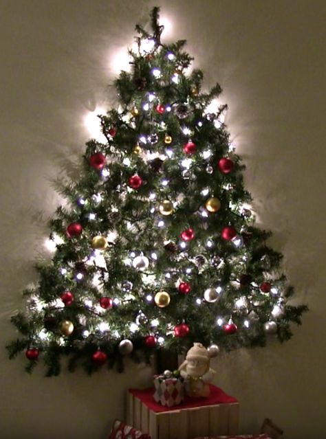 Wall Mounted Christmas Tree Saves Space By Attaching Garland & Lights Wall Mounted Christmas Tree, Flat Christmas Tree, Wall Christmas Tree, Christmas Village Display, Village Display, Handmade Things, Easy Christmas Decorations, Diy Christmas Decorations, Diy Christmas Decorations Easy