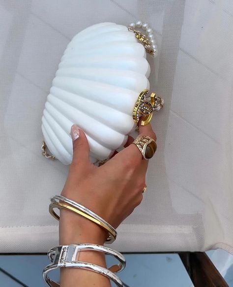 Mermaid kisses and seashell wishes 🐚 Looking for something special? DM us 📸 @lydsbutler 🔎 seashell bag, seashell clutch #seashellbag #seashellclutch #chanelclutch #chanelseashell #chanelseashellbag Seashell Bag, Mermaid Kisses, Chanel Clutch, Luxury Girl, Looking For Something, Material Girl, Material Girls, Something Special, Instagram Feed